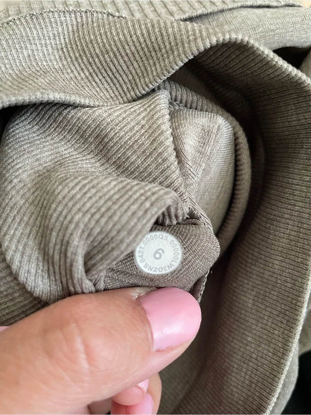 lululemon Women’s size 6 Ebb to Street Long Sleeve Shirt Olive Green